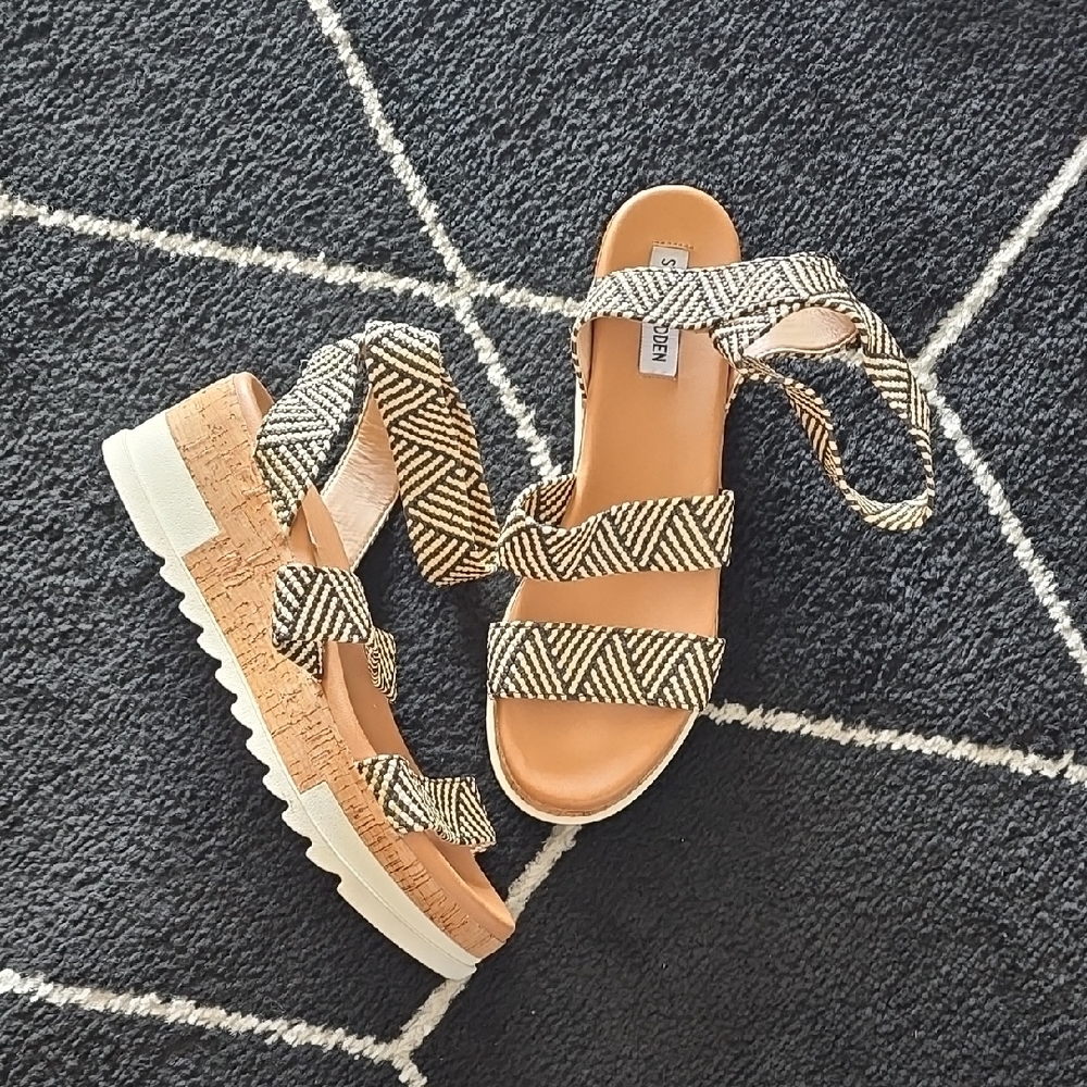 Steve Madden Strappy Platform Sandals - Black and White